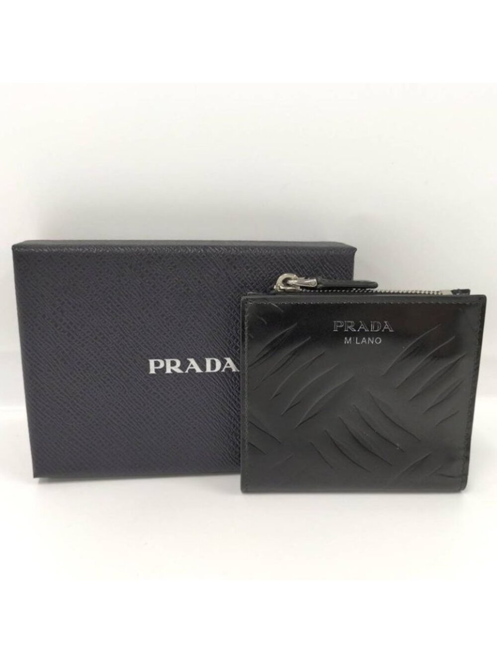 Prada Bifold Wallet Leather Black - Picture 9 of 9